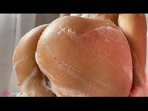 ❤️ Brunette si masturba a figa cù un vibratore per un orgasmu intensu in a doccia ️❌ Super sex à co.passionateembracespotlight.ru ❌❤